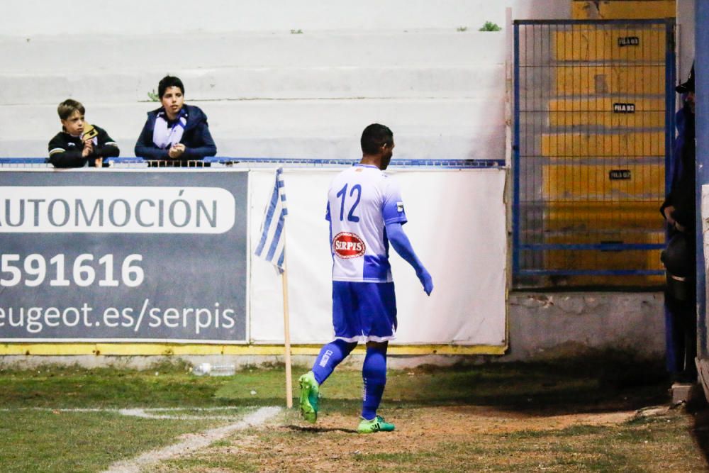 El Alcoyano naufraga en El Collao