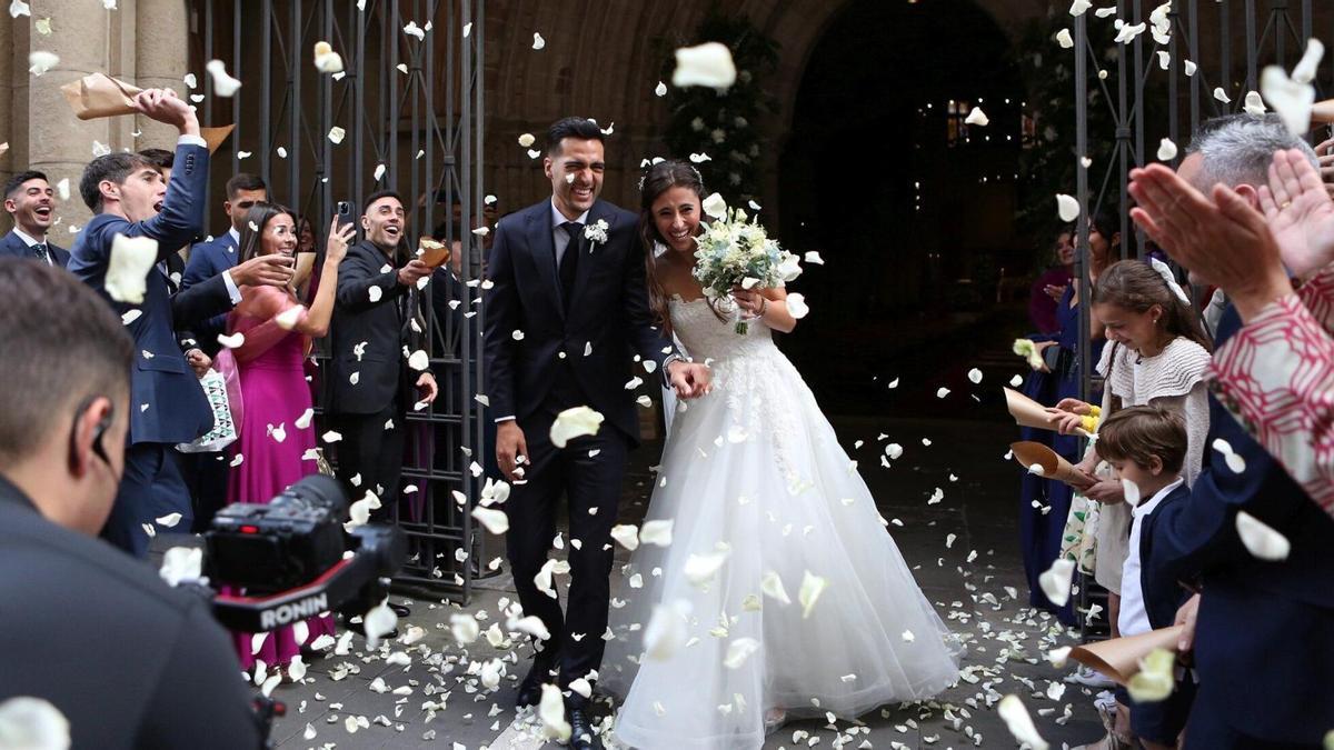 Boda de Mikel Merino y su mujer Lola Liberal en Olite