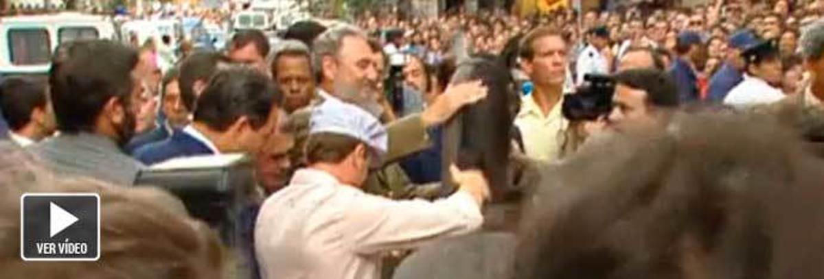 Fidel Castro agradeció en Santiago la aportación de los gallegos al desarrollo de Cuba