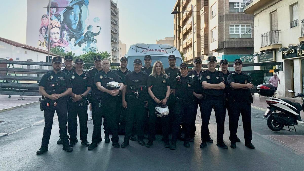 Agentes de la Policía Local de la Vall d'Uixó movilizados en el dispositivo especial del encierro de cerriles celebrado el sábado 8 de agosto.