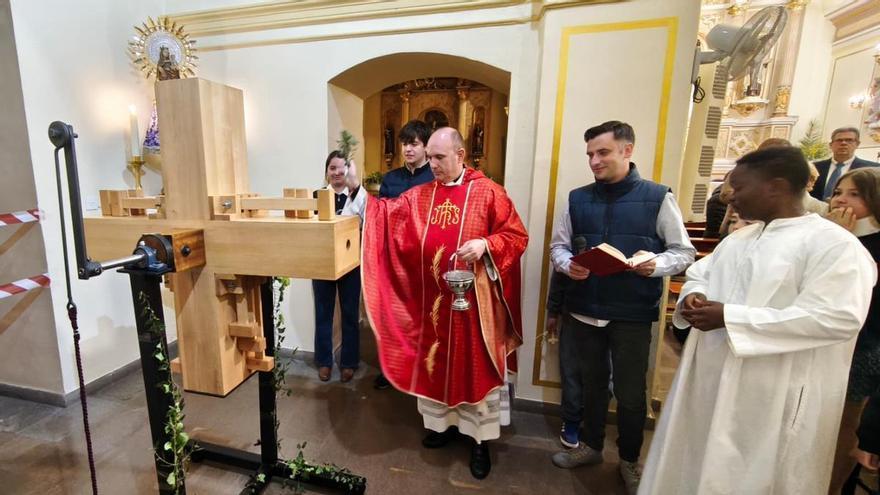 Alfondeguilla recupera la matraca per a Setmana Santa 90 anys després