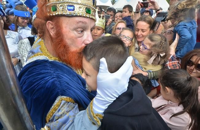 REYES MAGOS LLEGADA BARCO