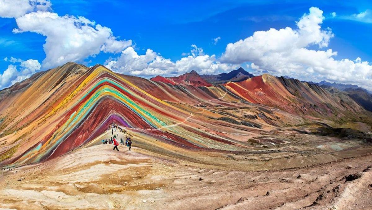 Montaña de los siete colores, Perú
