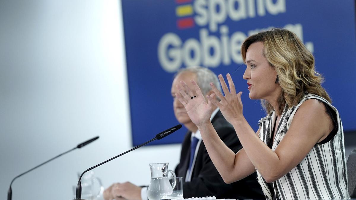 Pilar Alegría y Jordi Hereu durante la rueda de prensa posterior al Consejo de Ministros.