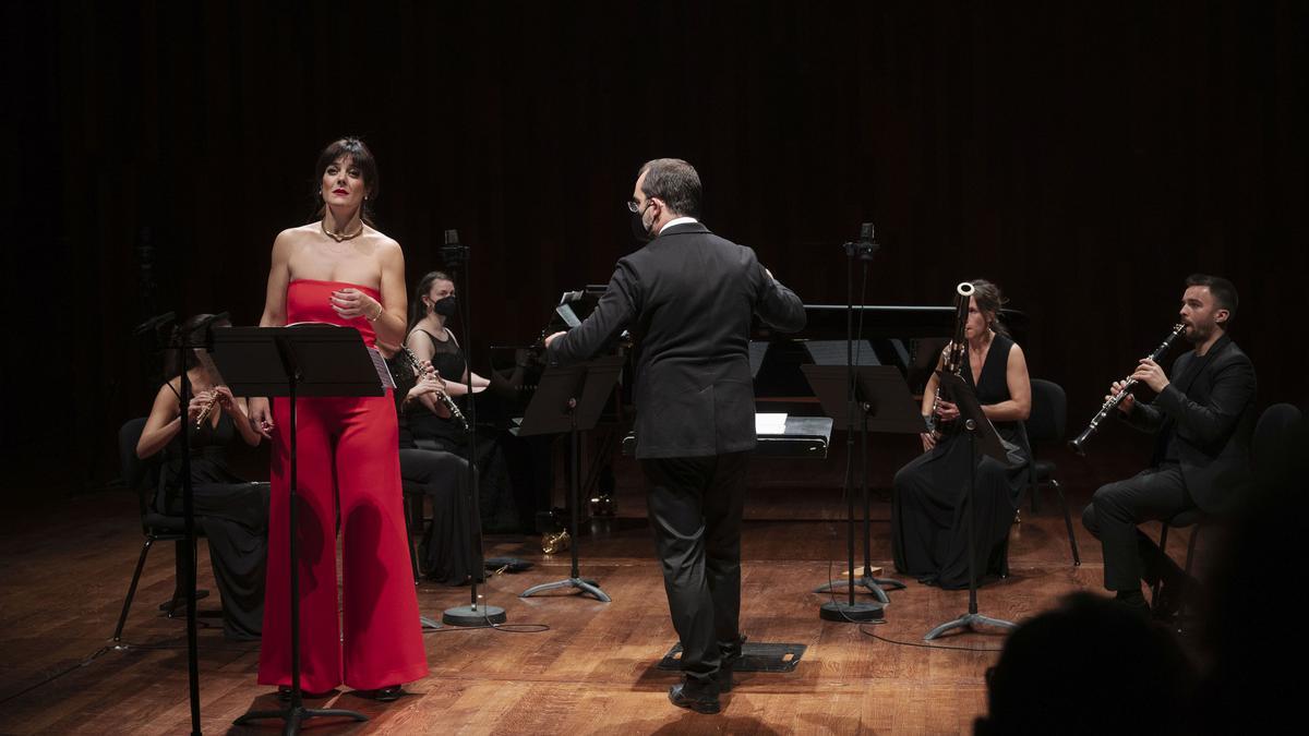 Maria Hinojosa y el Seed Ensemble en el homenaje a Gderhard