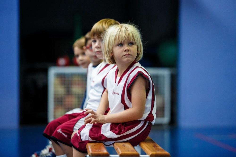 El objetivo de estas diadas es captar a niños para que jueguen al baloncesto