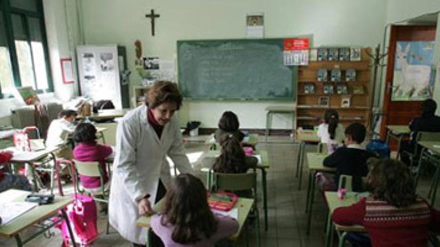 Los consejos escolares no tienen competencias en la retirada de los símbolos religiosos, según el STE-Ex