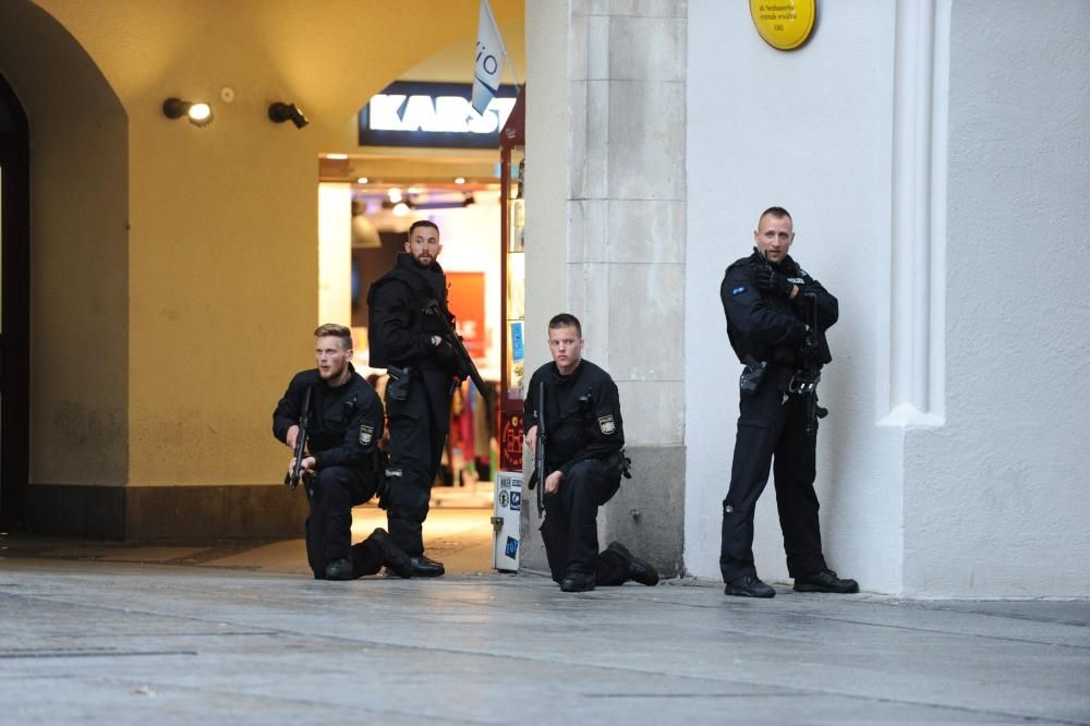 Tiroteig mortal en un centre comercial a Munic