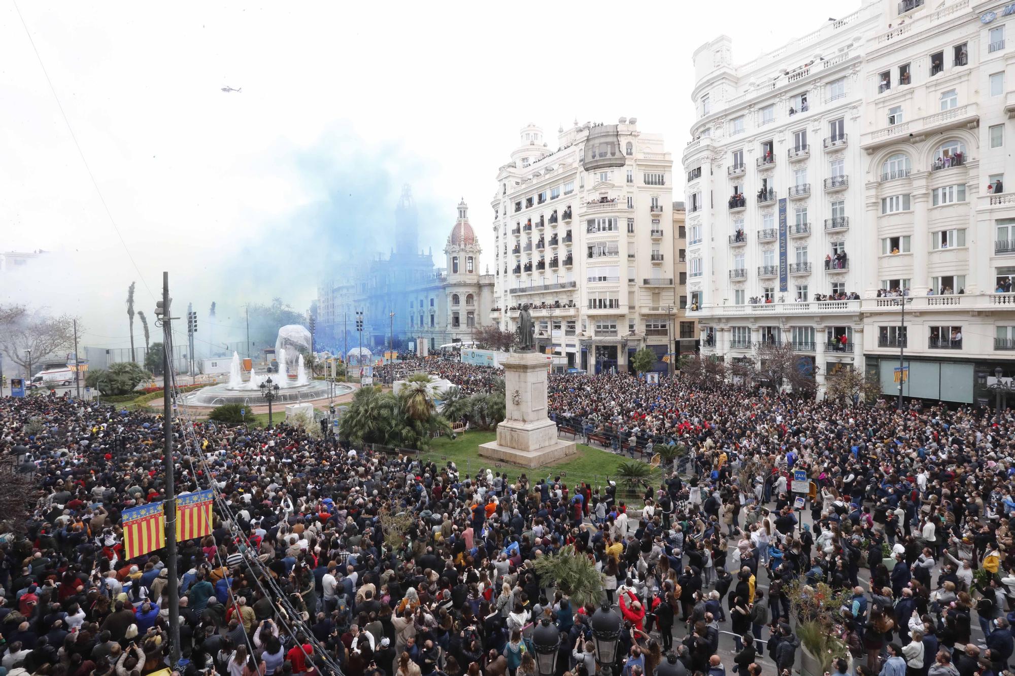 Las mejores imágenes del balcón de SUPER desde la mascletà