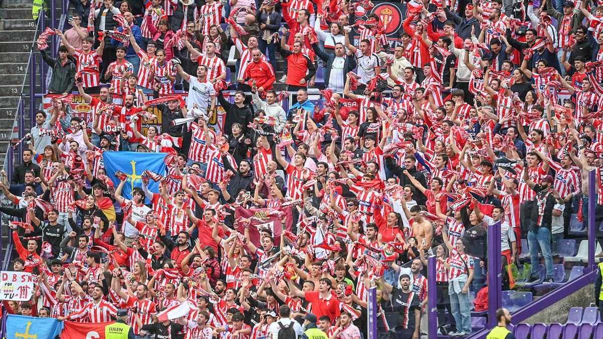 La afición sportinguista en el partido contra el Valladolid.