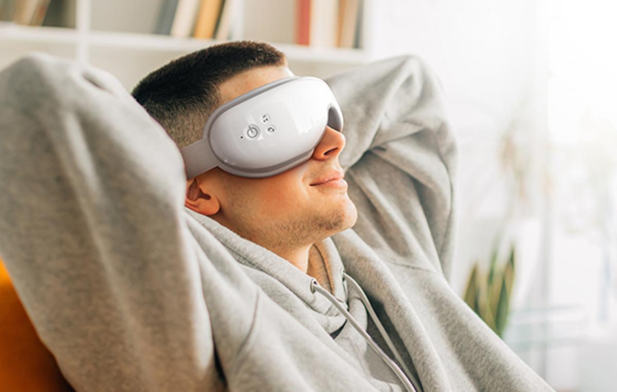 Reduce el párpado caído y la fatiga ocular con este masajeador de ojos