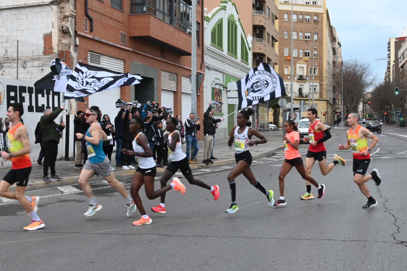 Búscate en las fotos: Las mejores imágenes del Marató bp y el 10K Facsa 2024 de Castelló