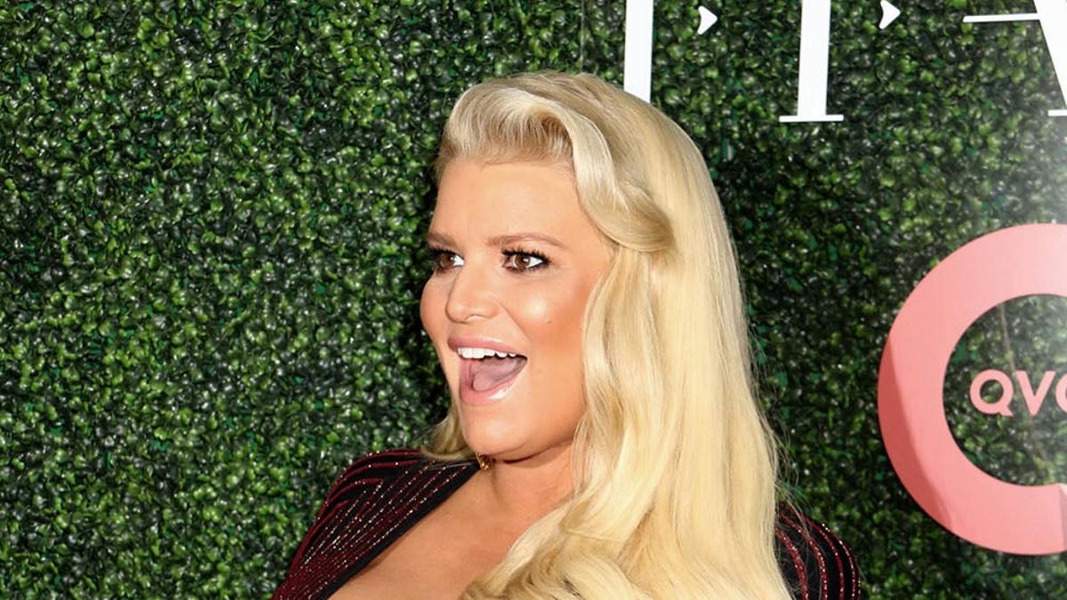 Jessica Simpson da consejos a embarazadas