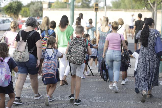 Vuelta al cole en Baleares: cerca de 160.000 alumnos regresan hoy a las aulas