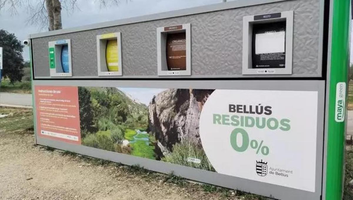 Contenedores para la recogida selectiva instalados en Bellús.
