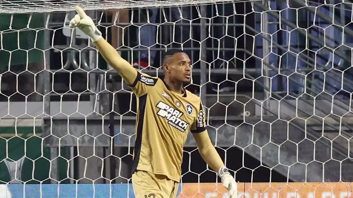 Qui谷n es John Victor, el ex jugador del Real Valladolid que triunfa en Botafogo