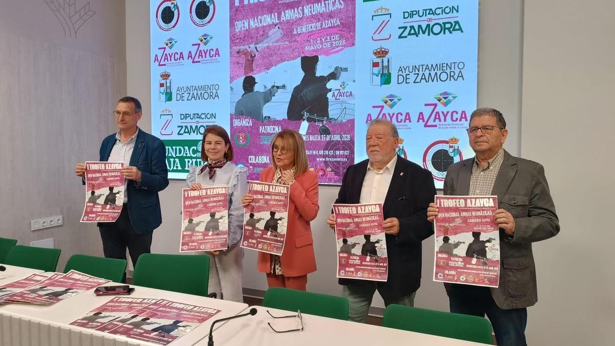 Imagen de la presentación del torneo en Caja Rural.