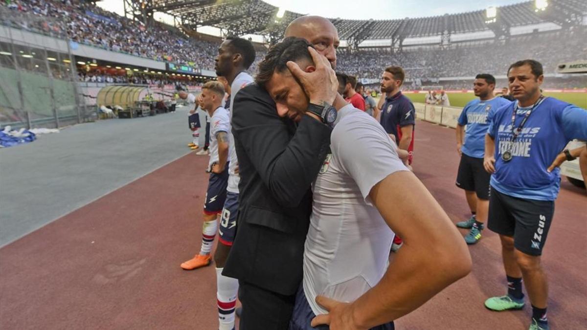 Imagen de archivo tras el descenso del Crotone, uno de los 19 equipos