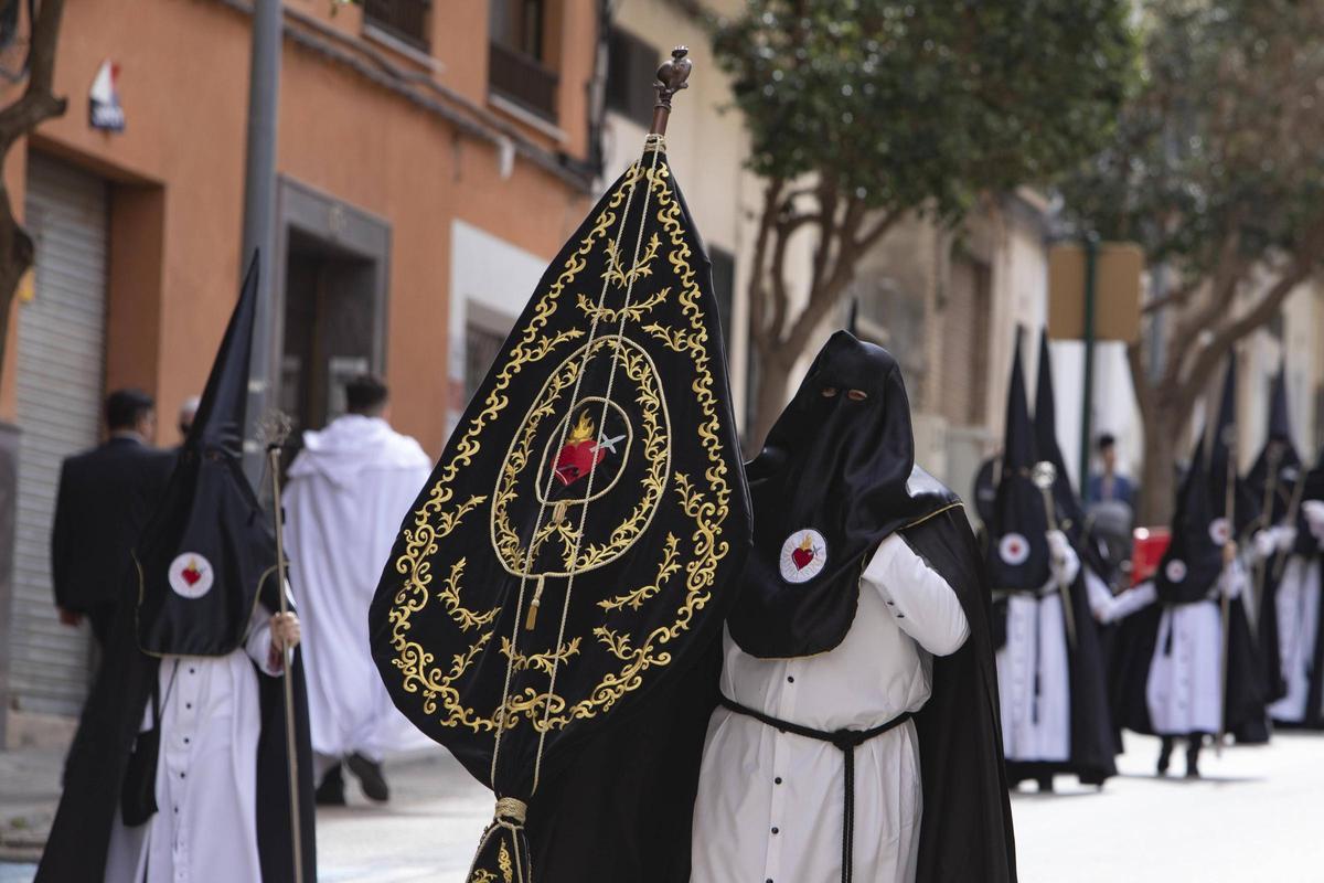 Las procesiones de Semana Santa toman las calles de Ontinyent
