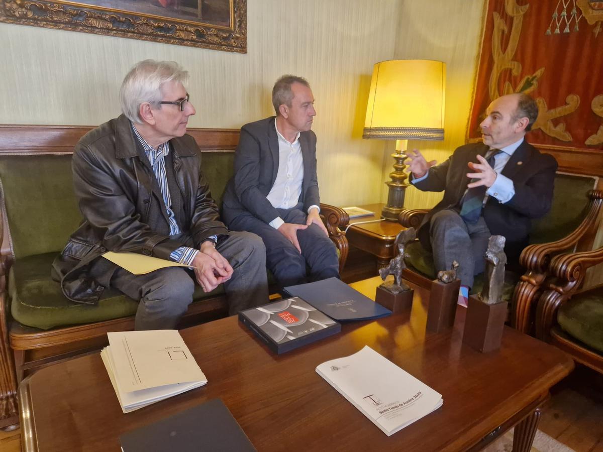 La reunión de Ovidio Zapico e Ignacio Villaverde en el Rectorado.