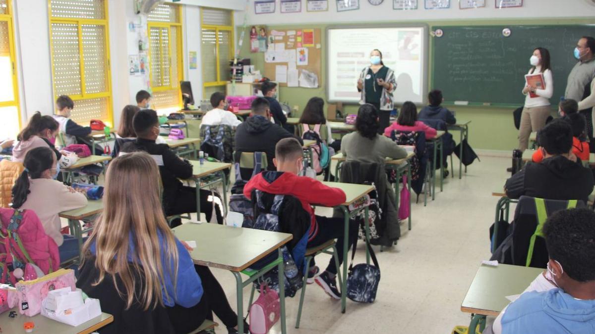 San Pedro del Pinatar acerca información de interés sobre el municipio a más de 500 alumnos de Primaria