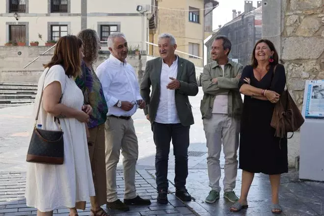 EN IMÁGENES: Puesta de largo de Santiago Granda como candidato de Izquierda Unida a la alcaldía de Gozón