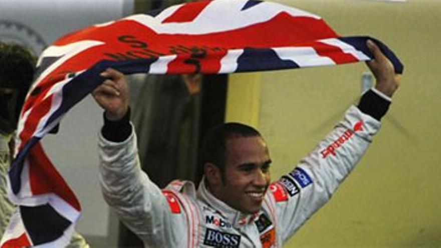 Hamilton se proclama campeón del Mundial en la última curva