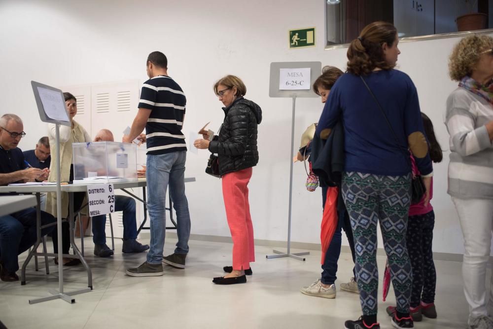 La jornada electoral del 10N en Tenerife