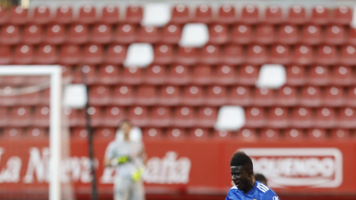 En imágenes: el derbi entre el Sporting y el Real Oviedo