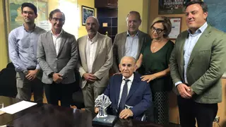 Severino Escurís Batalla recibe en A Pobra el Premio PEL a su dilatada trayectoria empresarial