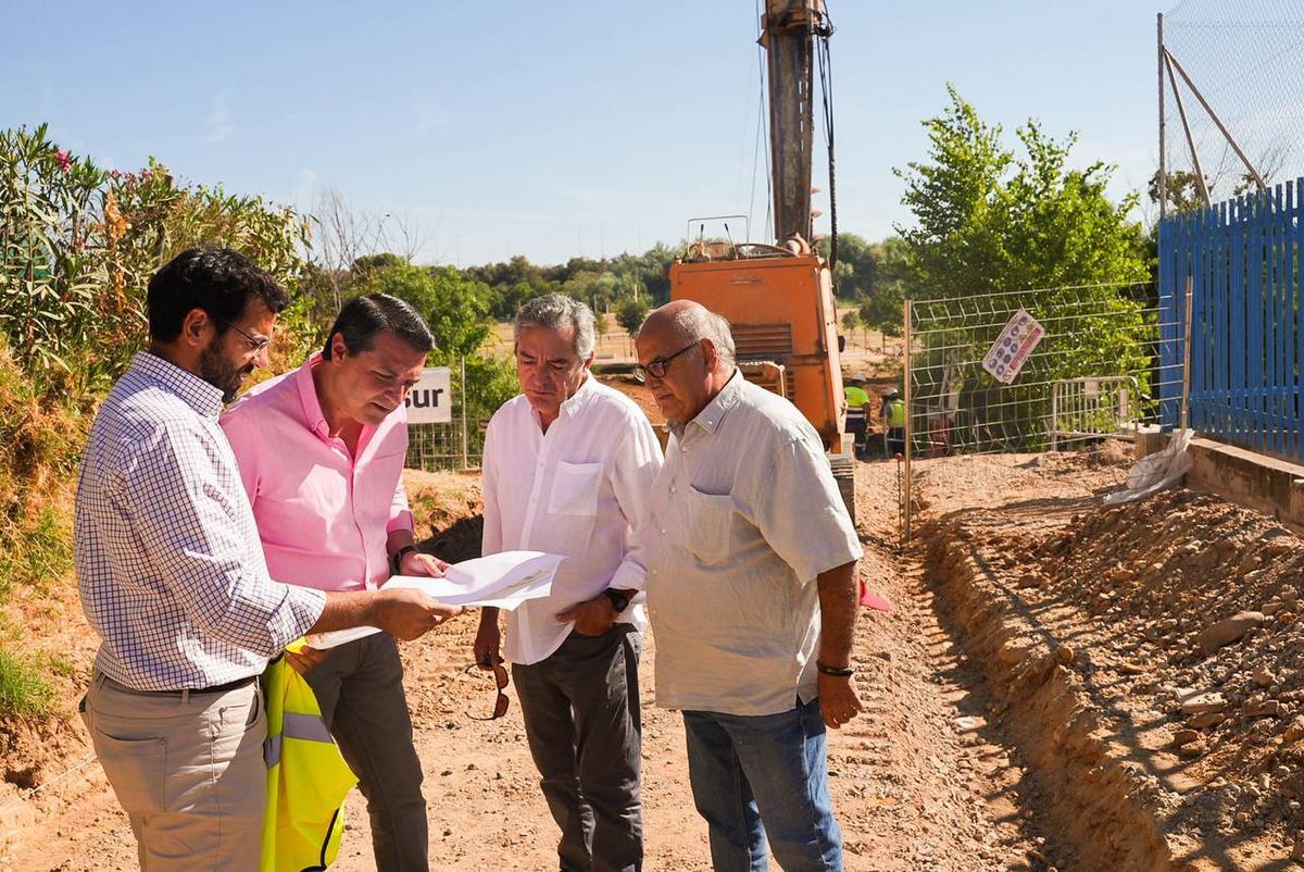 Visita del alcalde a las obras.
