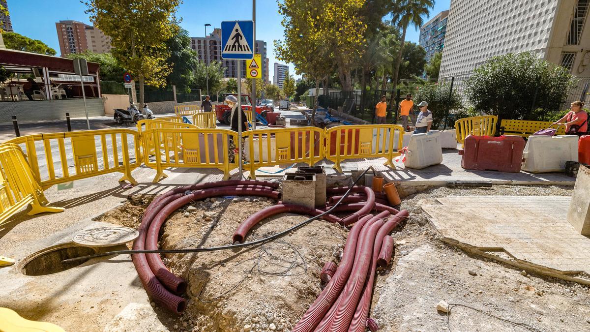 Obras en marcha en el barrio Els Tolls de Benidorm.