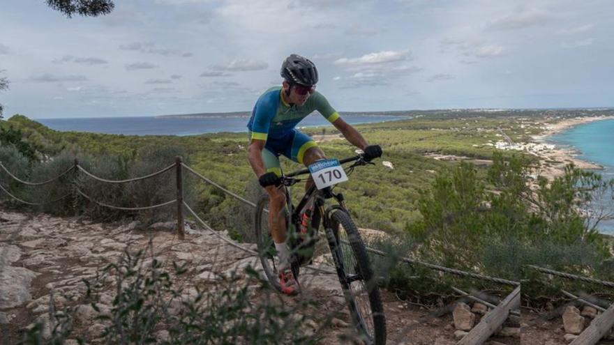 Daniel Costa deja el triunfo del BTT La Mola en Formentera