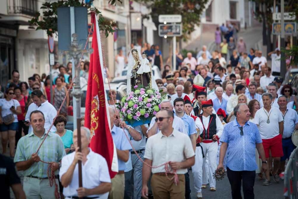 La procesión de la Virgen del Carmen de Sant Antoni congregó a menos público del habitual