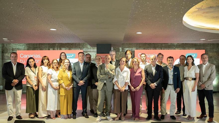 Canarias y Andalucía apuestan por colaborar en sectores punteros de la industria: "Tenemos que ser muy buenos en una sola cosa y saber lo que hace el de al lado"