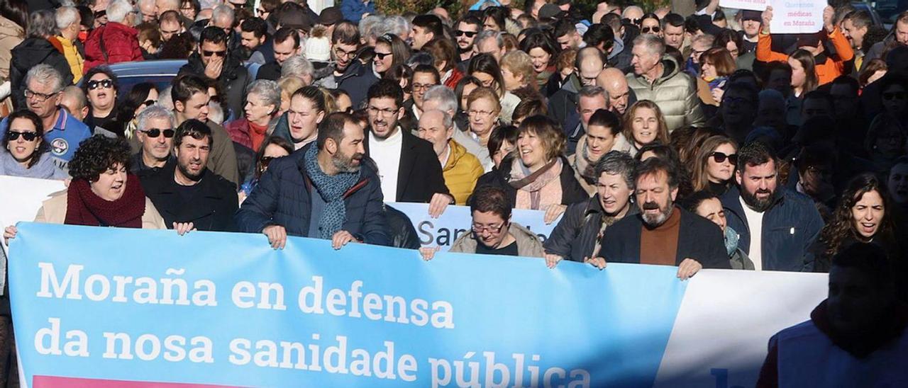 Cabecera de la manifestación, que contó con cientos de participantes.   // Gustavo Santos