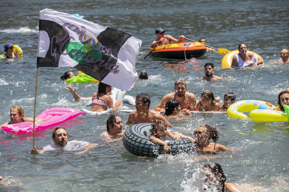 15.08.18. Agaete. Concentración contra la ...