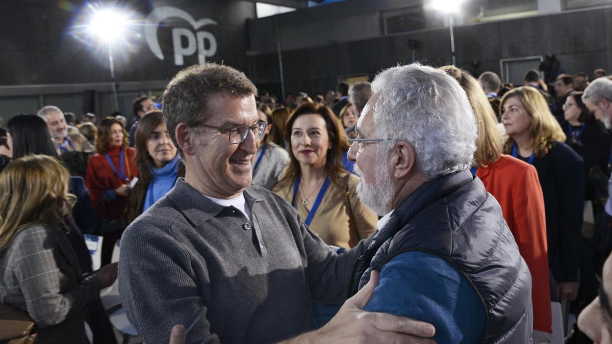 Sánchez y Feijóo miden sus fuerzas en Galicia.