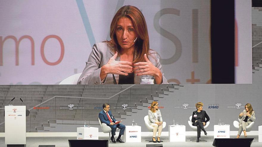 Yolanda Tomás, consejera delegada de Istobal, durante la mesa redonda sobre emprendimiento.