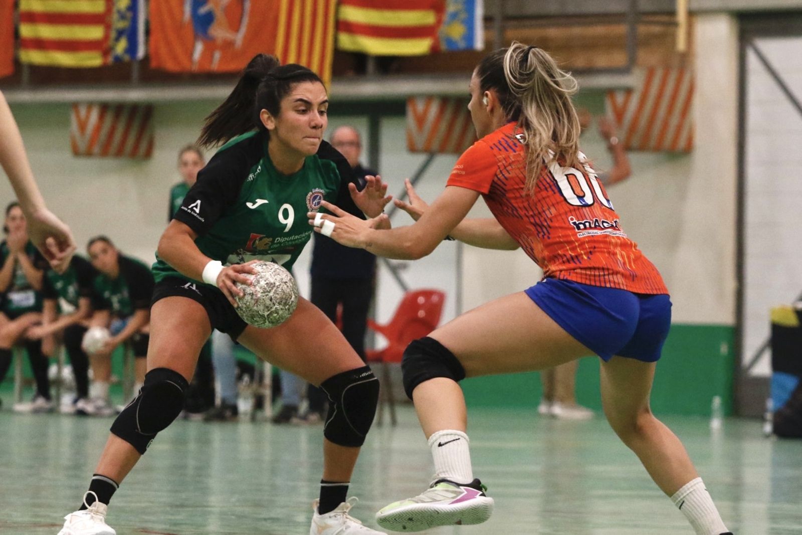Adesal Córdoba-Mislata Valencia | El primer partido de la fase de ascenso, en imágenes