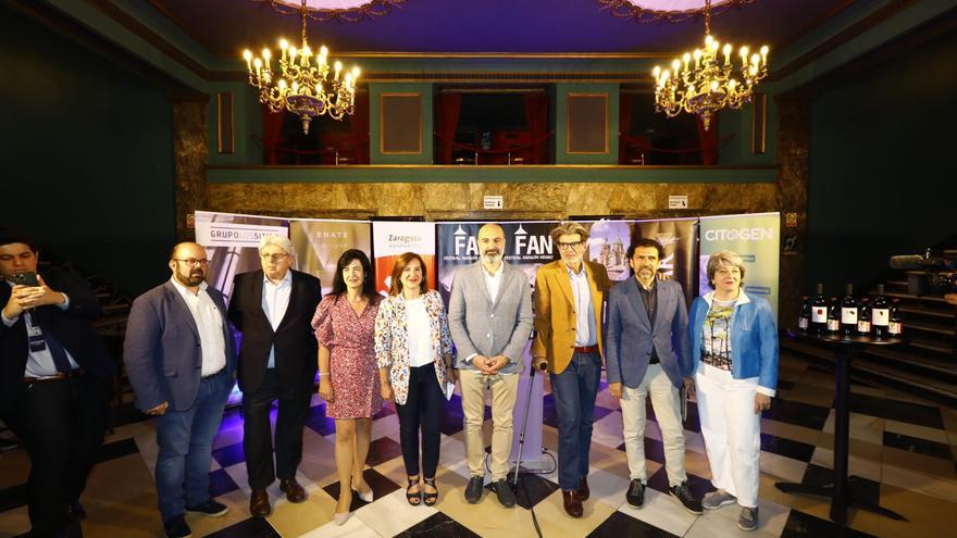 Los escritores Espido Freire y Fernando Rueda serán los premiados del Aragón Negro