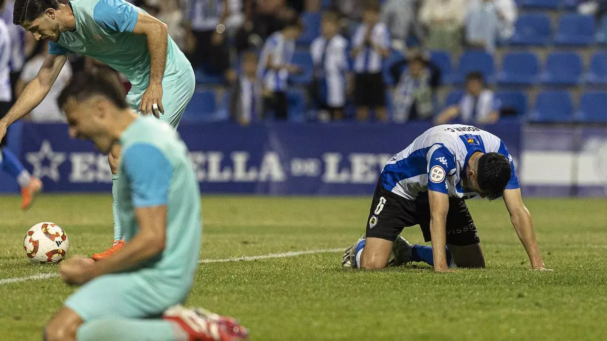 El Hércules agacha la cabeza