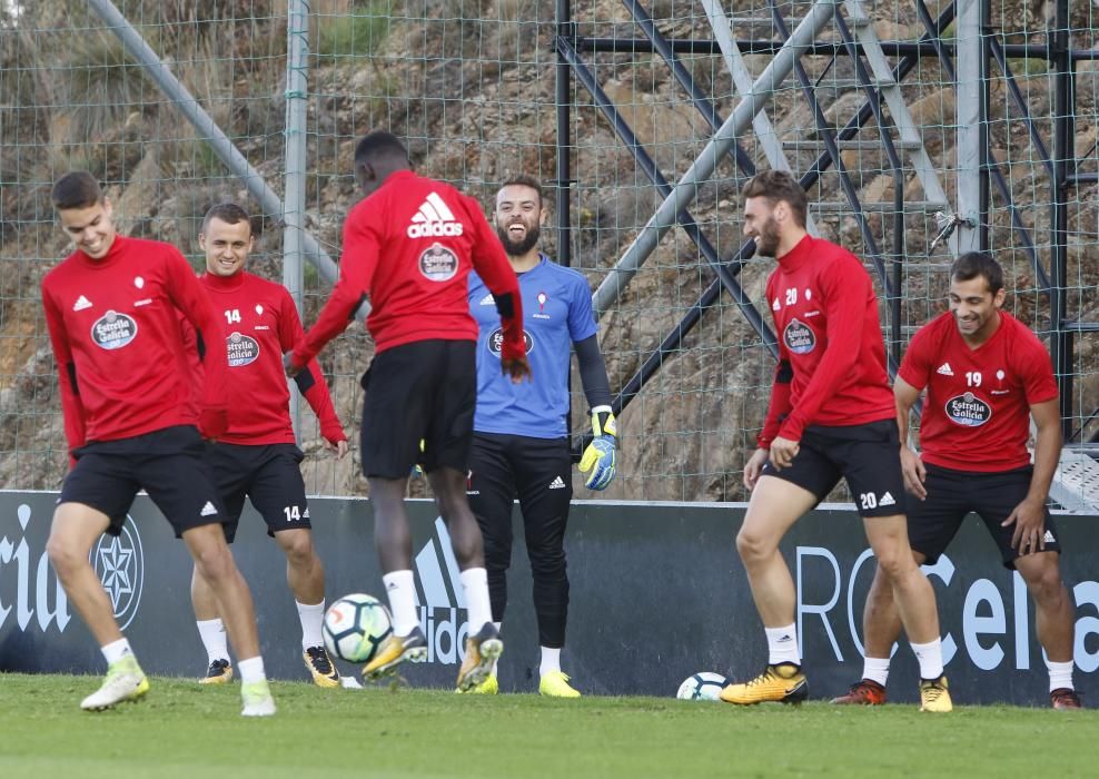 Entrenamiento del Celta a puerta cerrada