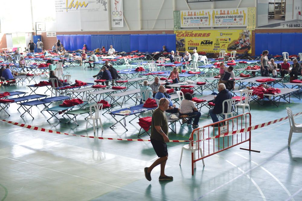 El camping de El Marjal sufre inundaciones y Cruz Roja tiene que montar otro albergue en Crevillent