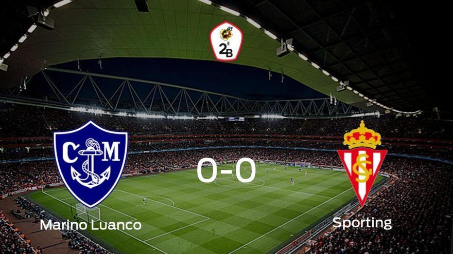 El Marino Luanco y el Sporting B concluyen su enfrentamiento en el Estadio Municipal de Miramar sin goles (0-0)