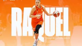 Raquel Carrera, galardonada con el Trofeo al Esfuerzo 2023-24 por la afición taronja