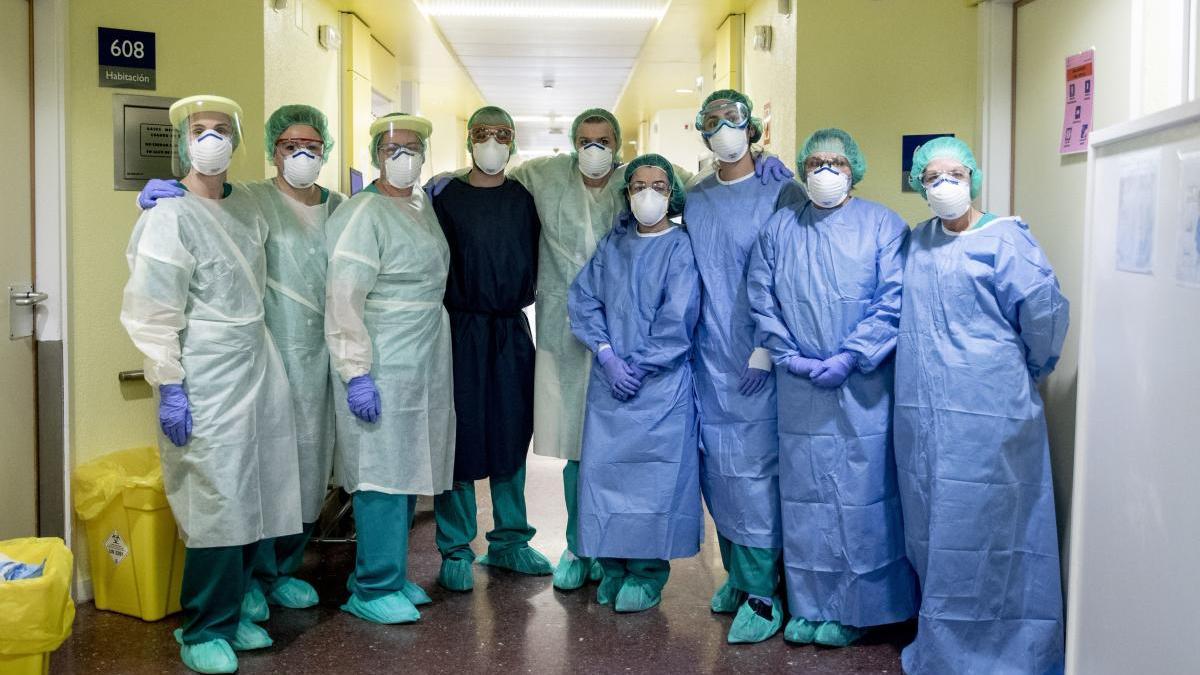 Sanitarios del Hospital de Cabueñes en Gijón