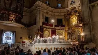 El Misteri d'Elx valora a los jóvenes que esperan su oportunidad en una exitosa Prova de l'Àngel