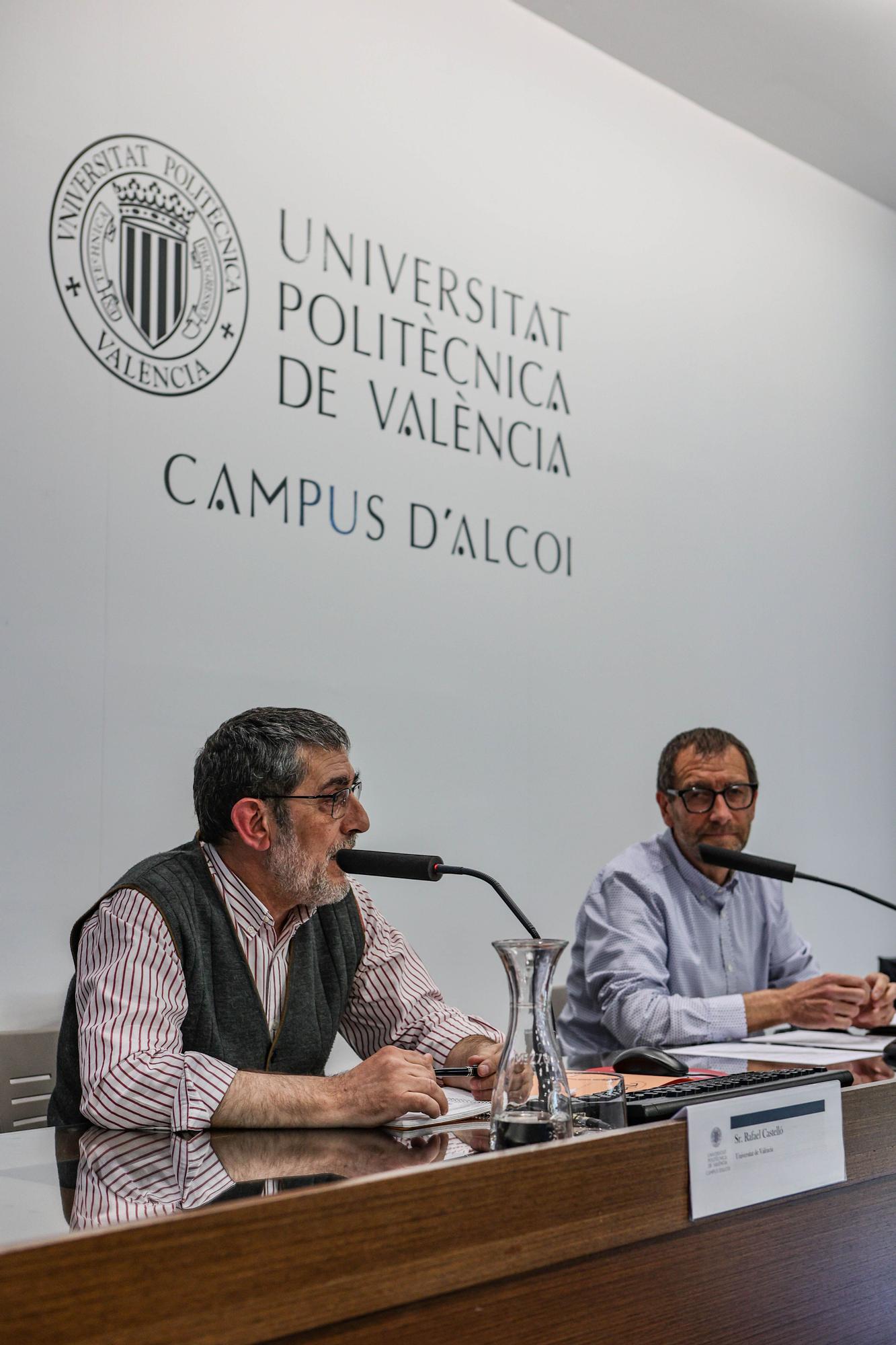 La Jornada de Sociolingüística de Alcoy explora los éxitos y fracasos de la Llei d'Ús i Ensenyament del Valencià