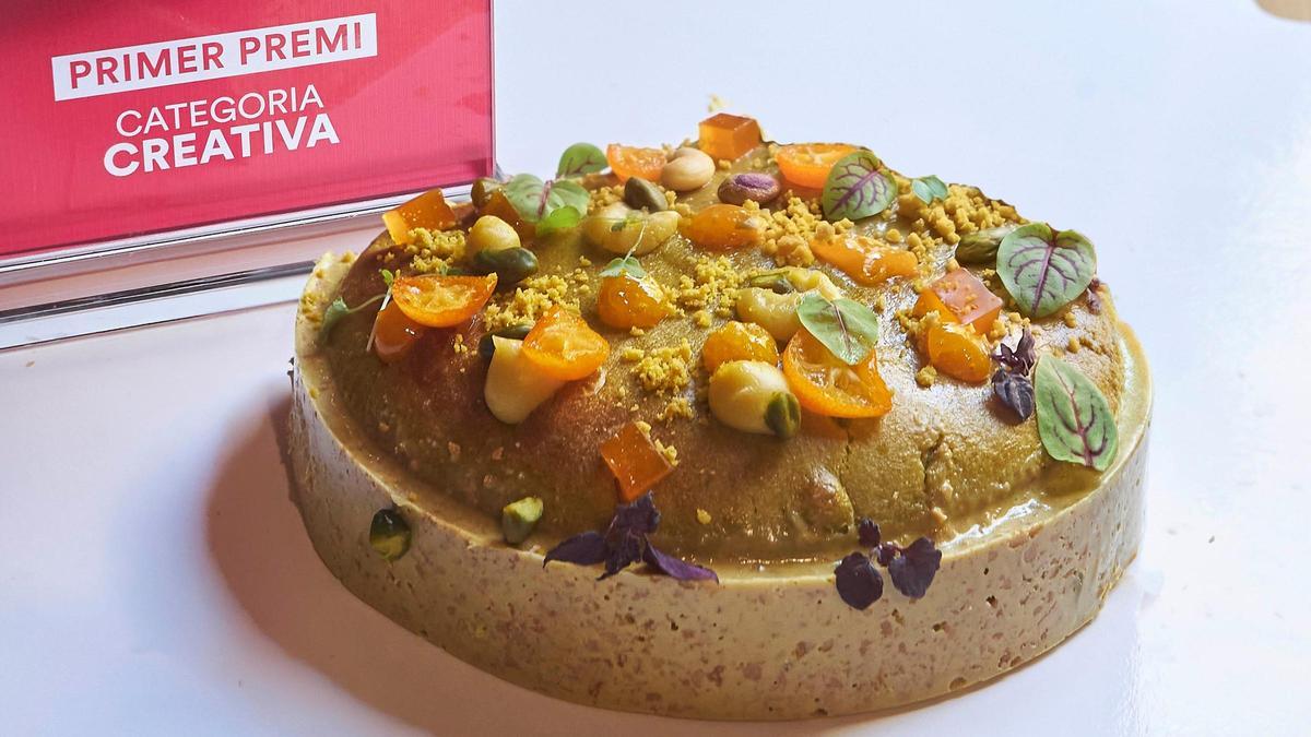 La ganadora del concurso La Mejor Coca de Sant Joan 2026 en la categoría de piezas creativas ha sido Hofmann.